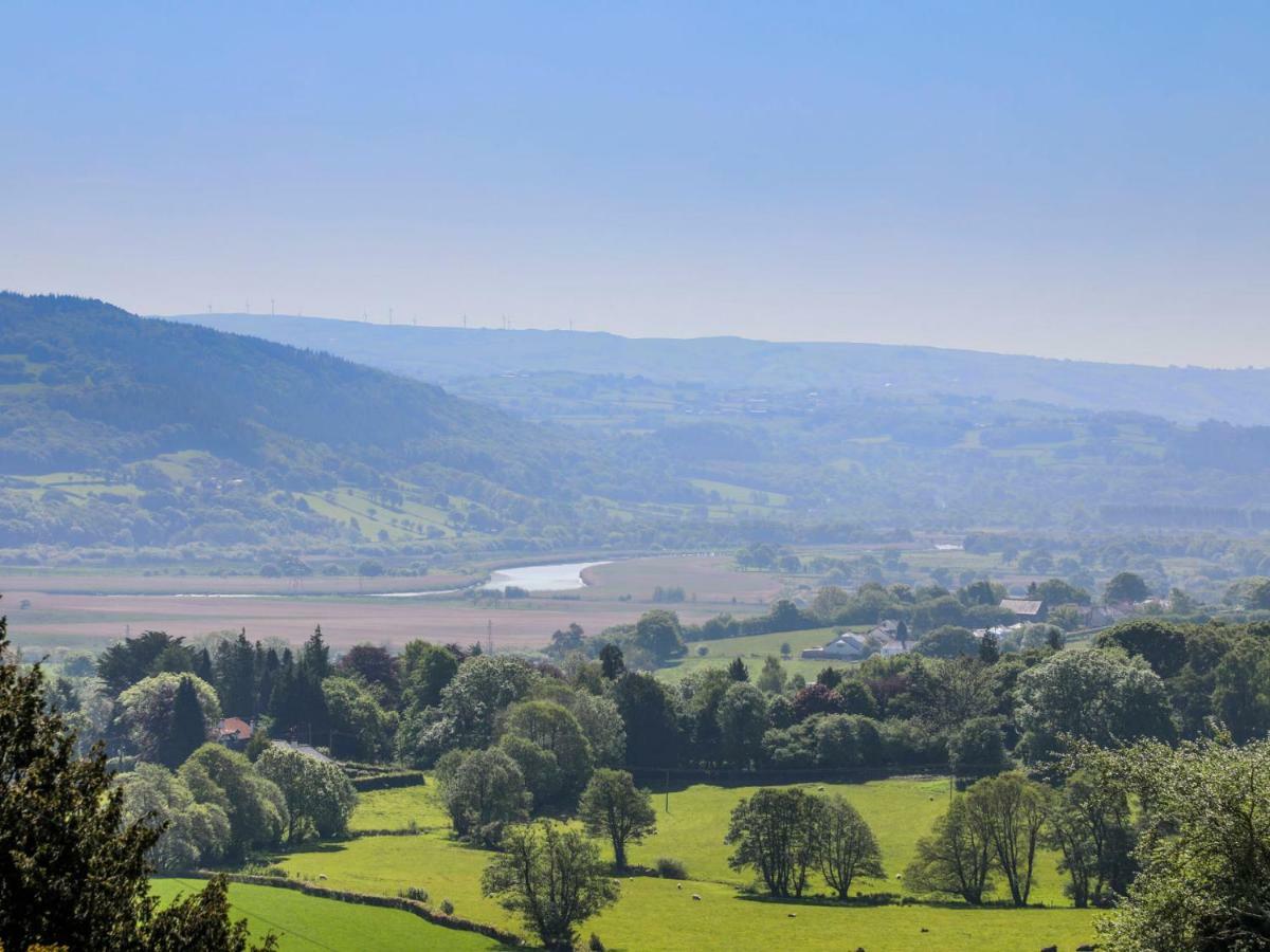 Llanbedr-y-cenninTy'N Y Cae别墅 外观 照片